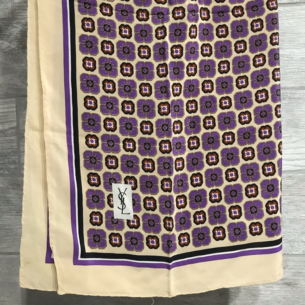 Vintage Square Scarf
